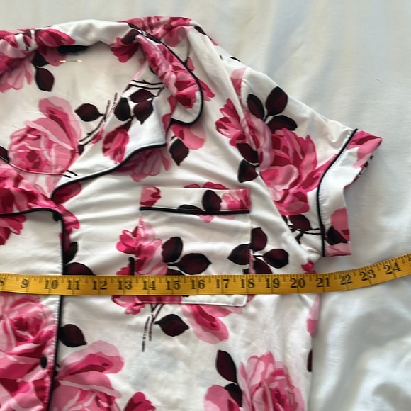 KateSpade NWOT rose floral pajama top short sleeve notch collar button pocket XL - Picture 11 of 15